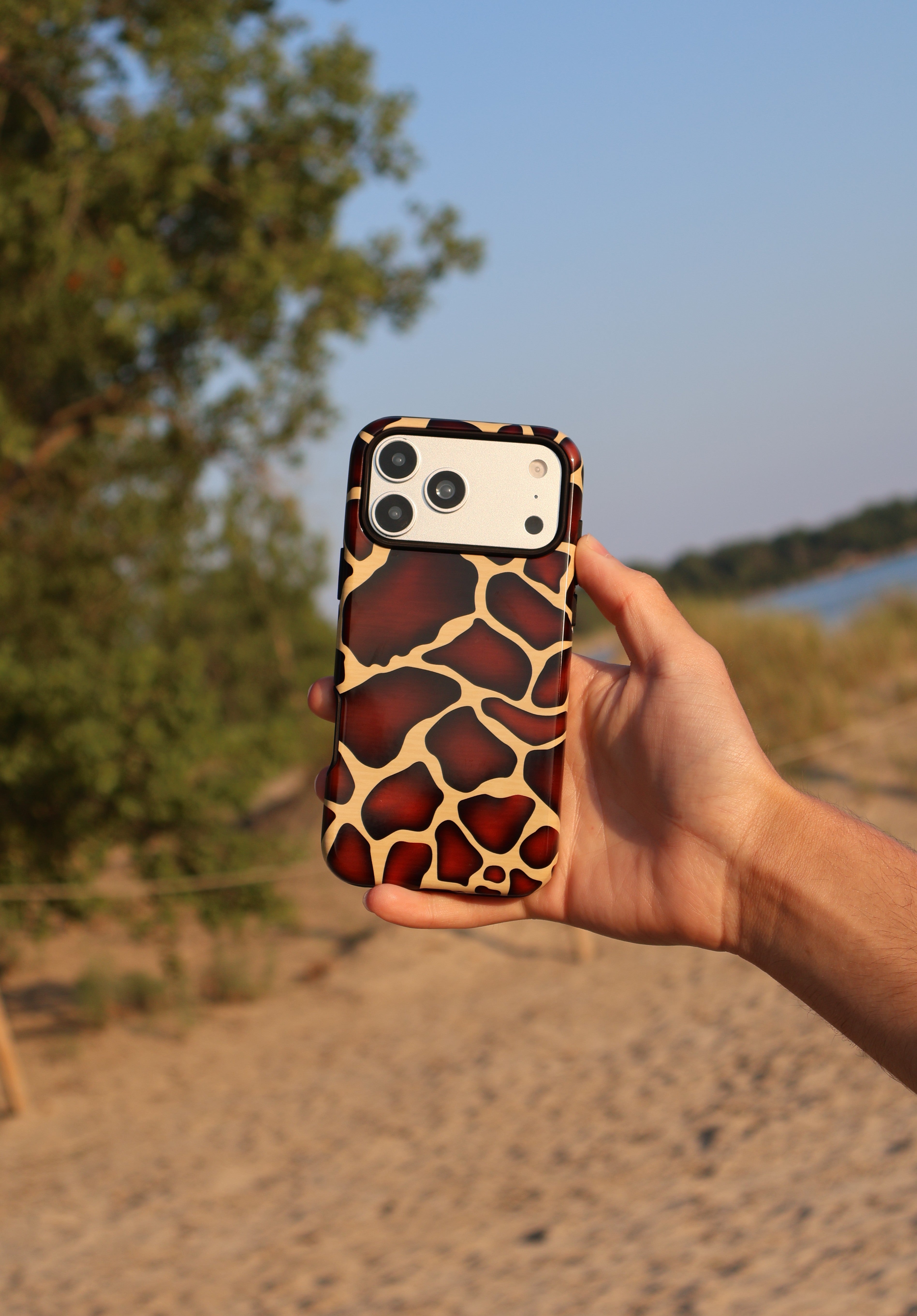 Giraffe Rugged